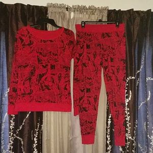 Reversible Marvel Sweatshirt - only